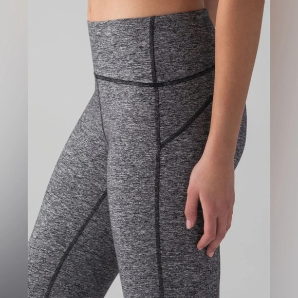 Lululemon Out To Lunge Untight Tight Heathered Black Leggings Size 6 30" - Picture 4 of 14